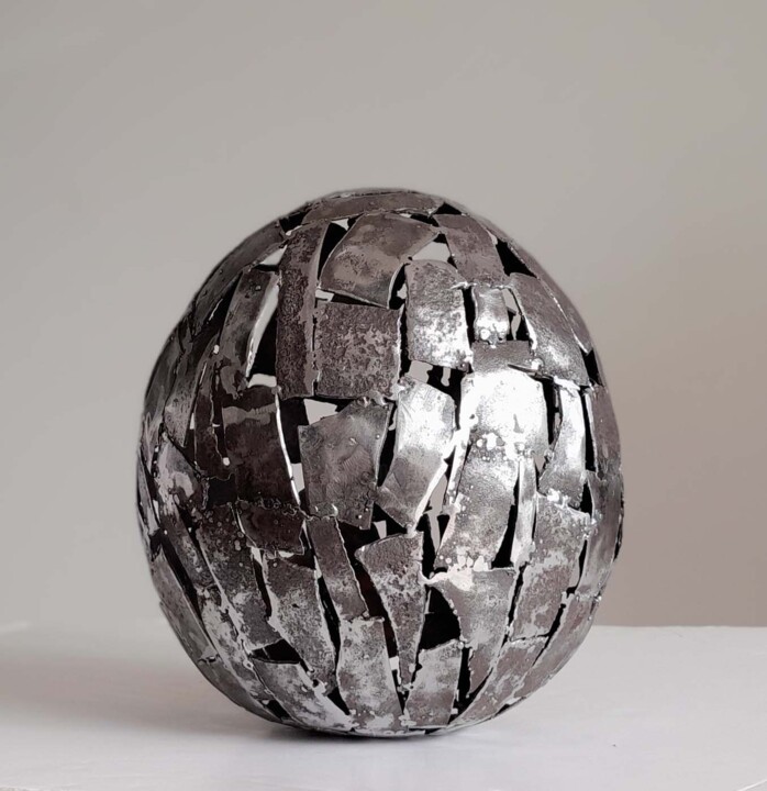 Γλυπτική με τίτλο "Steel egg" από Jerome Poumes, Αυθεντικά έργα τέχνης, Μέταλλα