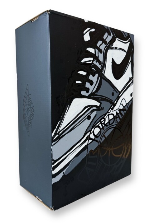 Sneaker Symphony 雕塑, 13.4x9.8 in