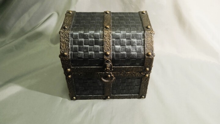 Сундучок 雕塑, 6.3x7.1 in