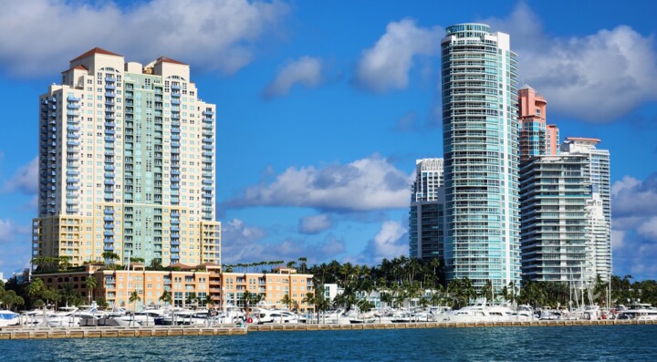 Photography titled "Miami Sky" by Joanna Lizbeth, Original Artwork, Digital Photography