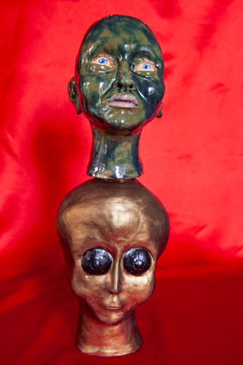 E. T. 雕塑, 18.9x7.1 in