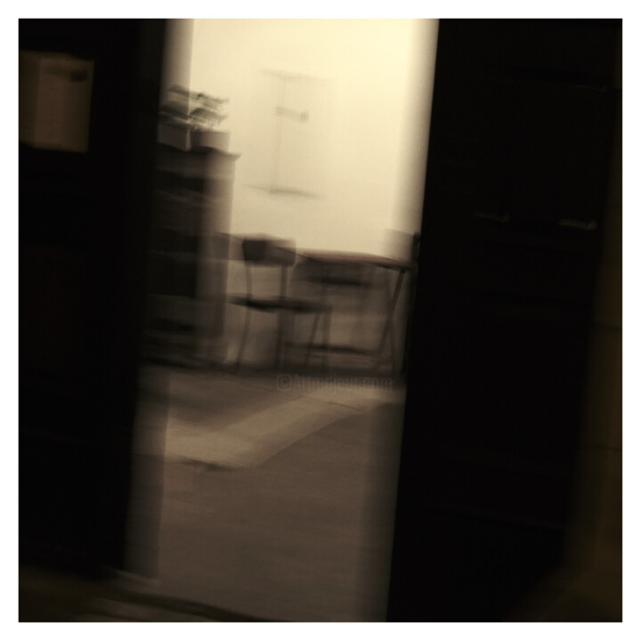 Open Door (Dream of 9.I.2024) 摄影