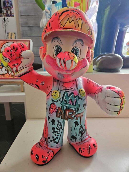 Sculptuur getiteld "mario 50 cm 01" door Art Hugo, Origineel Kunstwerk, Acryl