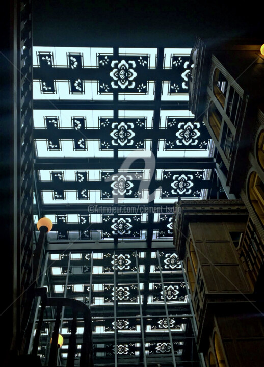 Taiwan - The Roof Top inside the building 摄影