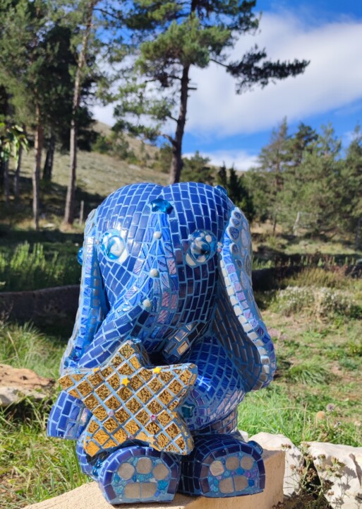 Sculpture Eléphant bleu en mosaïque- éléphant Etoile 雕塑, 19.7x16.9 in