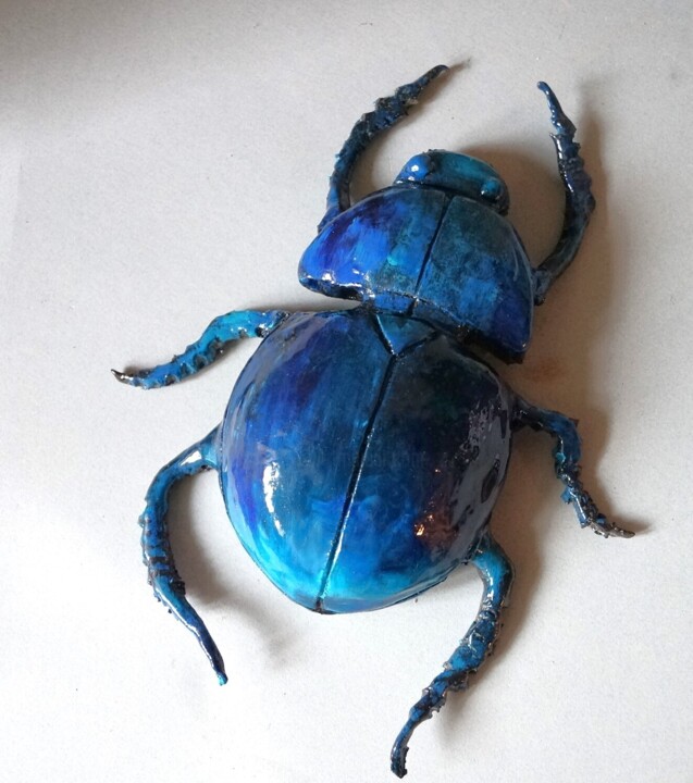 SCARABEE BLEU 雕塑, 10.2x8.7 in