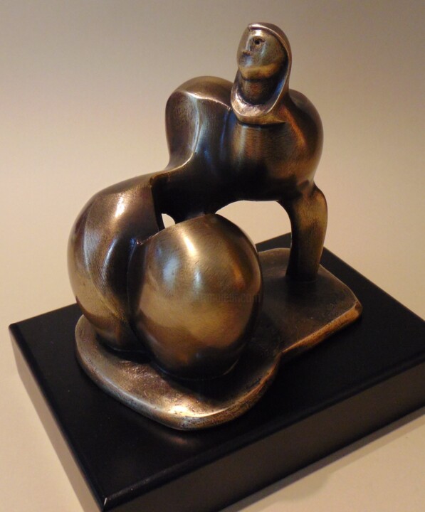 DeArnía 조형물, 5.5x5.1 in