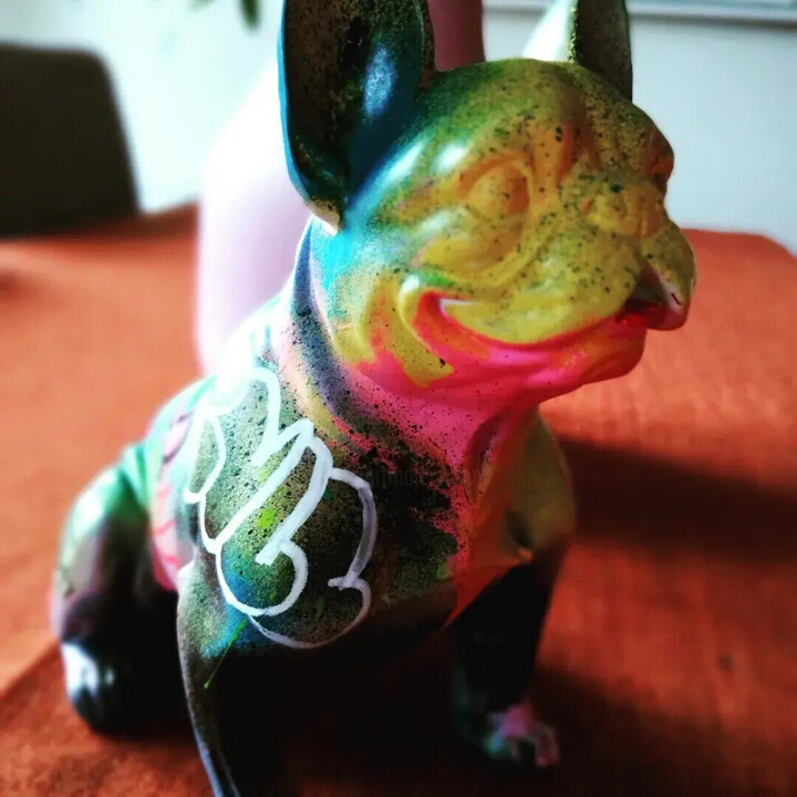 Sculpture "Bulldog Flowers" 雕塑, 7.9x5.1 in