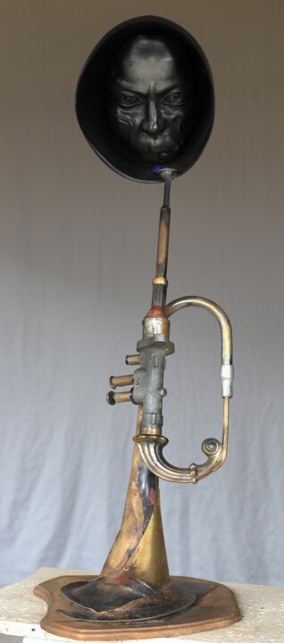 "To Miles Davis" 雕塑, 31.5x9.8 in