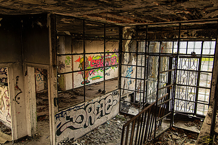 Photography titled "Usine Mermoz - Hall…" by Philippe Rozier (Photo-EOS), Original Artwork, Digital Photography