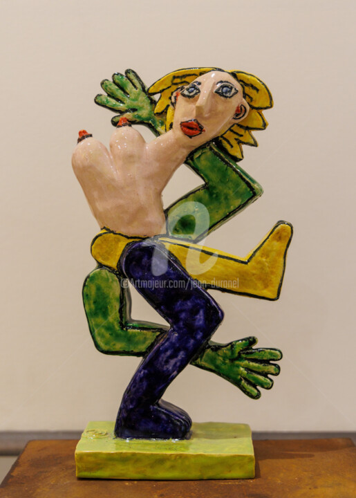 Femme Libérée 02 Sculpture, 12.2x7.5 in