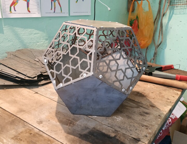 Metal candlestick Sculpture, 11.8x11.8 in