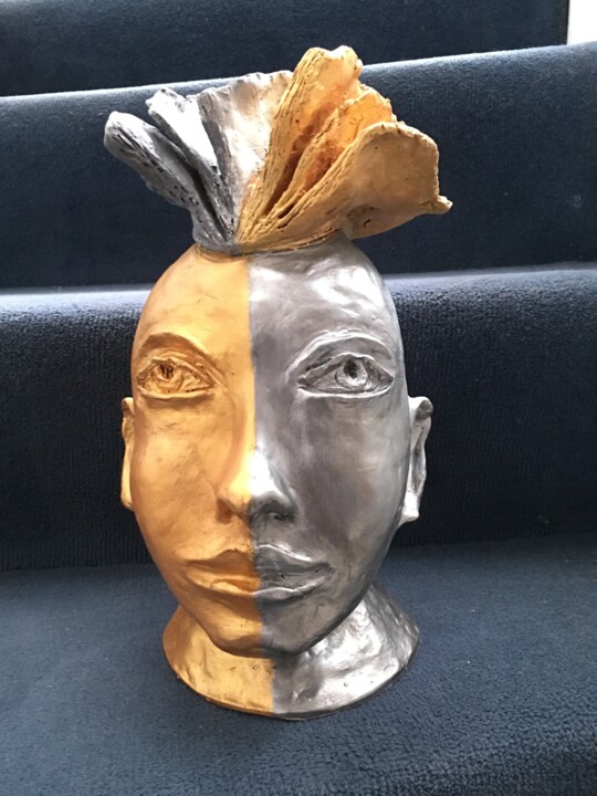 L’homme à tête de livre 雕塑, 11.8x6.7 in