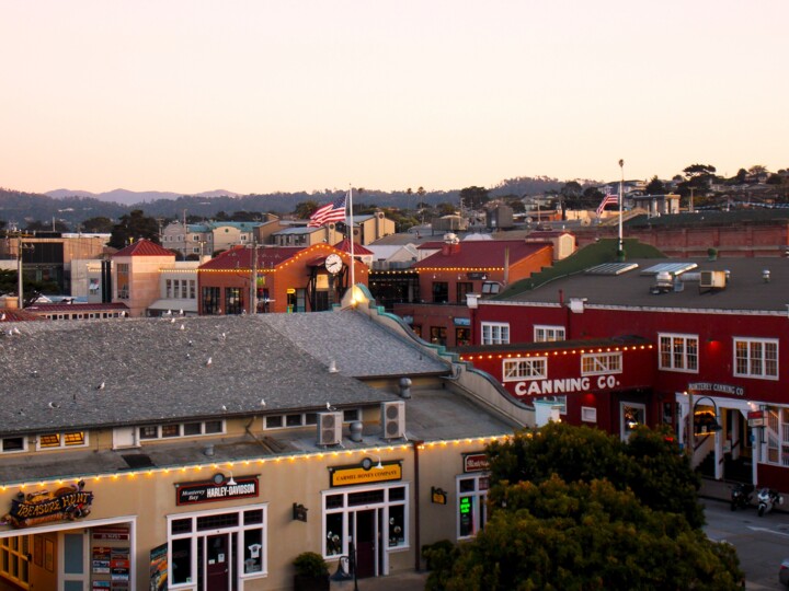 Monterey's Iconic Cannery Row 摄影