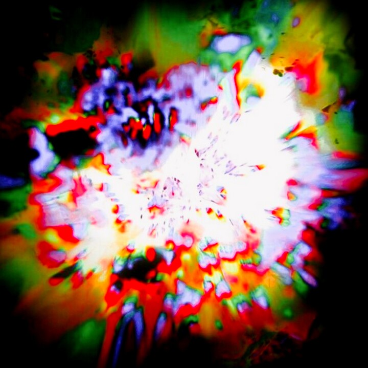 Arts numériques intitulée "Underwater crystal" par Corinne Courlet, Œuvre d'art originale, Light Painting