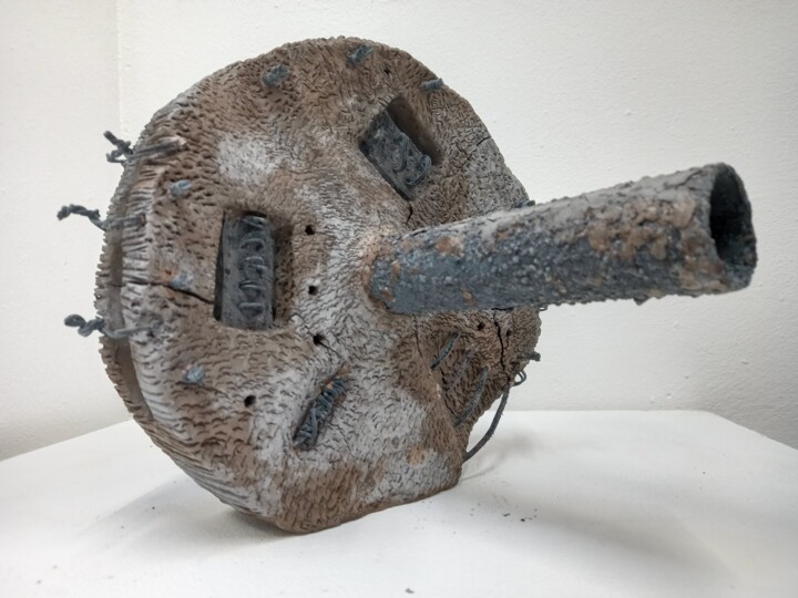 Sculpture titled "Objet 10" by Coco Vewenda, Original Artwork, Clay