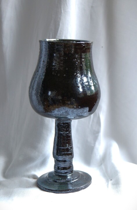 Sculpture intitulée "Verre à pied bleu" par Isabelle Zwang, Œuvre d'art originale, Céramique