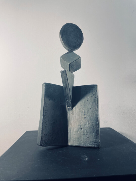 GRIMOIRE 雕塑, 11.8x5.5 in
