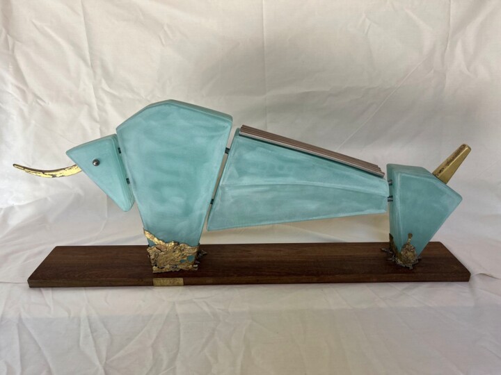 le taureau de verre 雕塑, 12.6x31.1 in