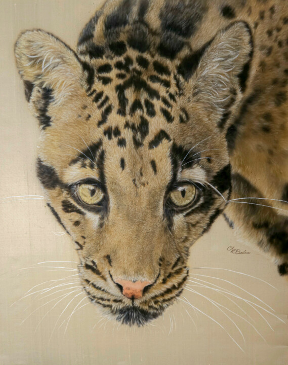 "Mystic Eyes" – Hyperrealistic Silk Painted Snow Cat Portrai 绘画, 25.6x20.5 in