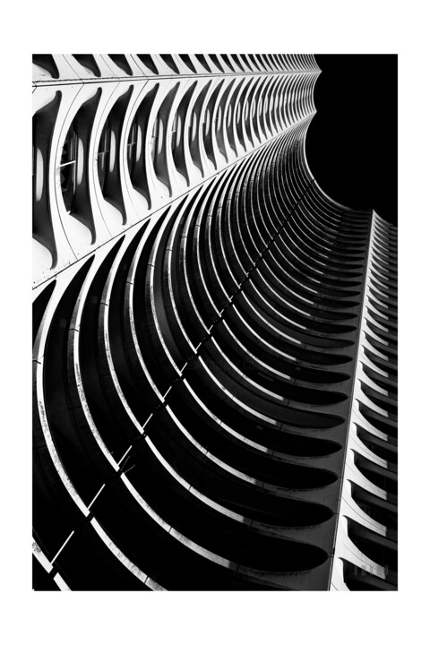 Photographie intitulée "CRUNCHED" par 23h35 Photographie, Œuvre d'art originale, Photographie numérique