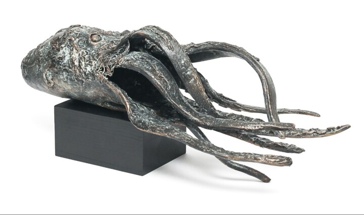 Floating octopus 雕塑, 9.8x11.8 in