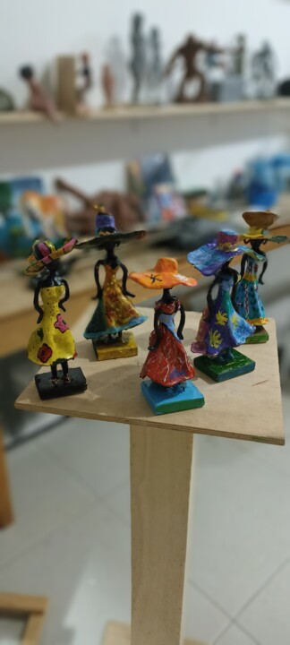 雕塑,  11.8x3.5 in 