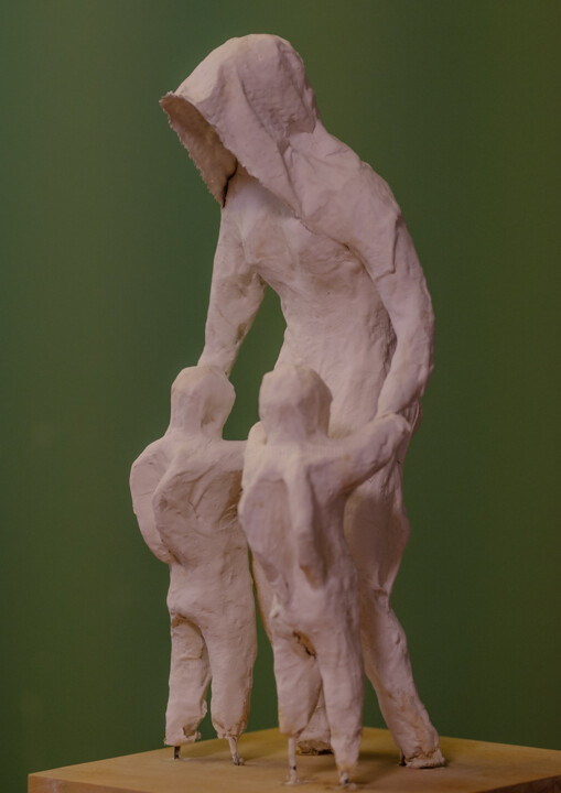 Skulptur mit dem Titel "die mutter" von Baris, Original-Kunstwerk, Ton