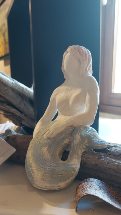 Sirene bicolore assise 雕塑, 6.3x5.9 in