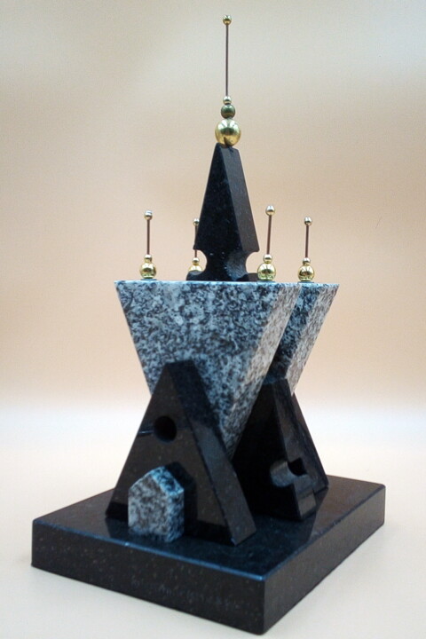 Stone building sculpture in free space form Rzeźba, 14,2x7,9 in