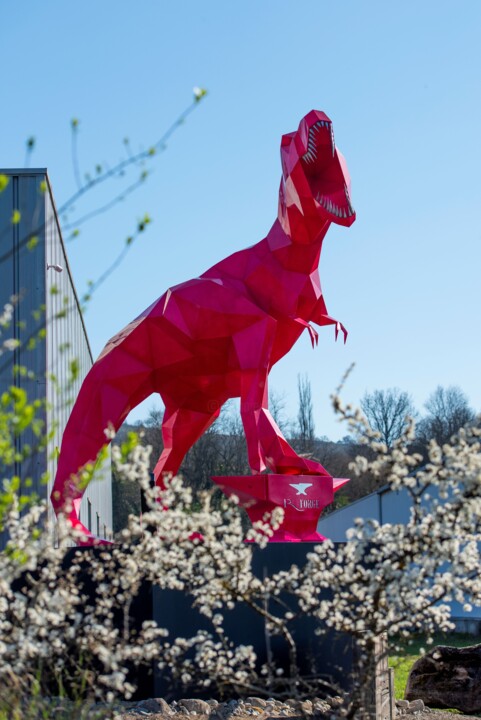 Skulptur mit dem Titel "Tyrannosaurus rex" von Romain Tran-Thi-Bip, Original-Kunstwerk, Metalle