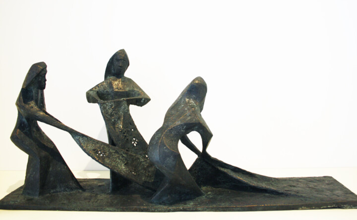 On the beach II, Fischerinnen 雕塑, 10.2x23.6 in