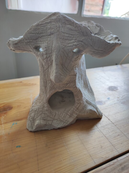 Sculptuur getiteld "L'arbre a palabre" door Norah Drabla, Origineel Kunstwerk, Klei