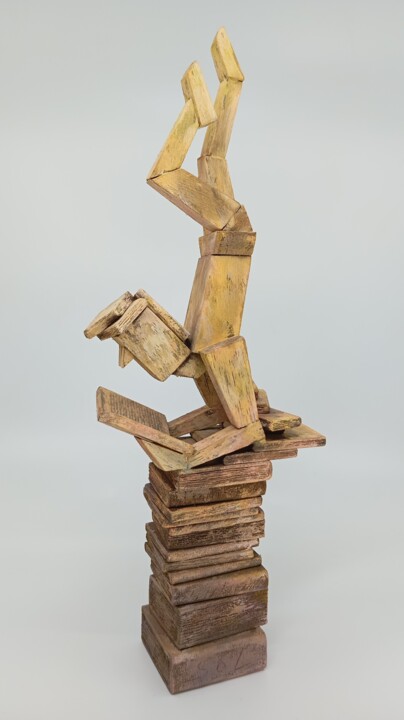 Lector XVIII Scultura, 11,8x4,3 in