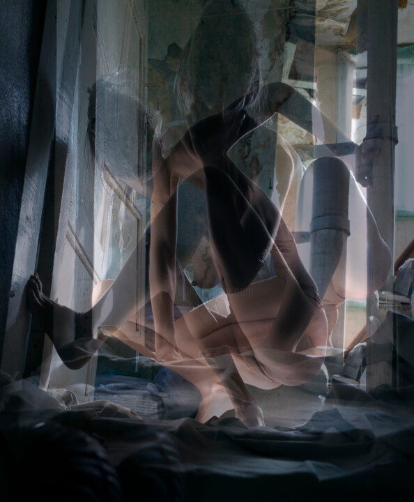 >K34 / Figures collection: attic version - {$M} 摄影, 39.4x31.5 in