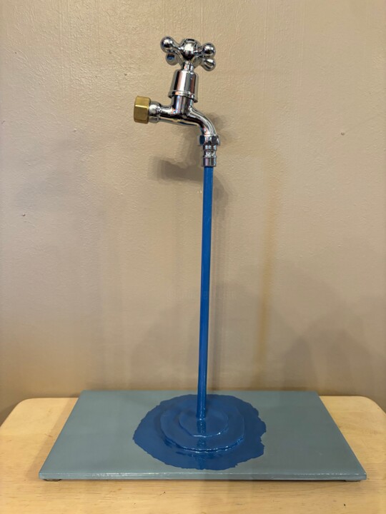 「Water Faucet Paint…」というタイトルの彫刻 Genedieveによって, オリジナルのアートワーク, 金属