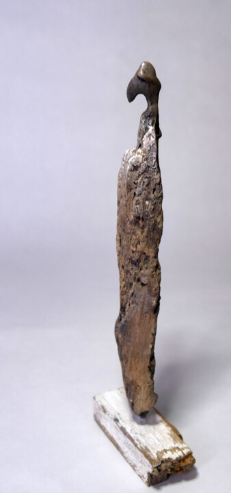 Figure -Totem 19 雕塑, 10.2x3.5 in