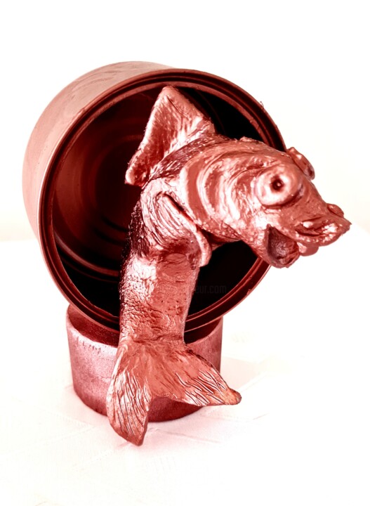 Catch me if you can 雕塑, 3.9x3.9 in