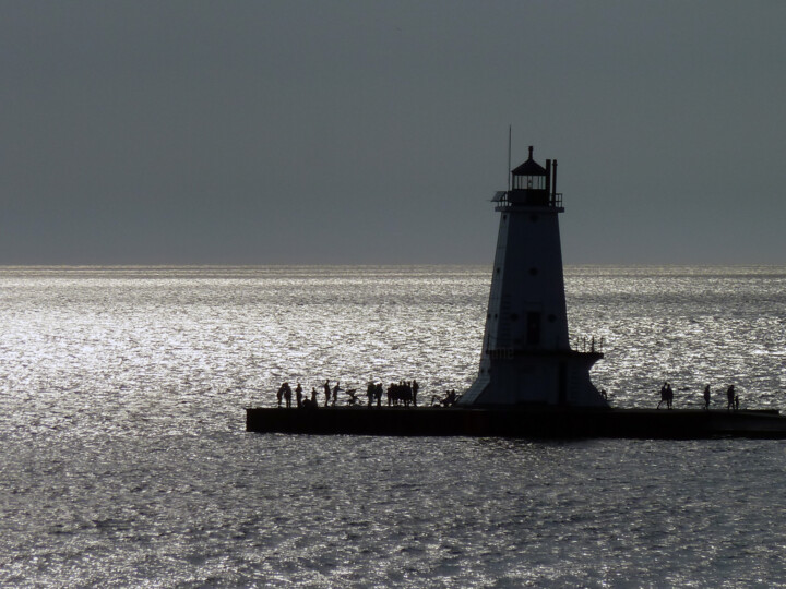 Photography titled "Phare du lac Michig…" by Hal Studholme, Original Artwork, Digital Photography