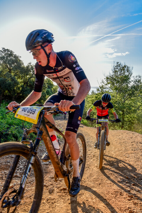 Photographie intitulée "vinqueur junior 2024" par Frederic Dupuy, Œuvre d'art originale, Photographie numérique