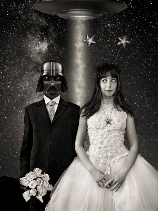 Dark marriage 摄影, 15.8x11.8 in