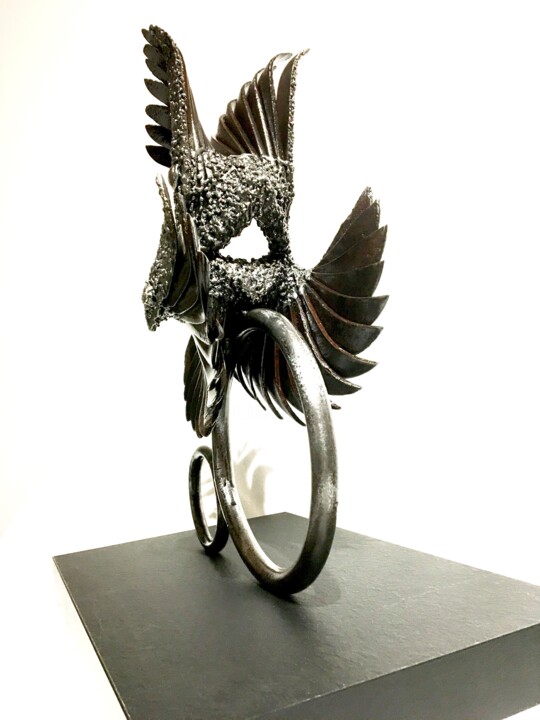 LÂCHER-PRISE 雕塑, 17.3x9.8 in
