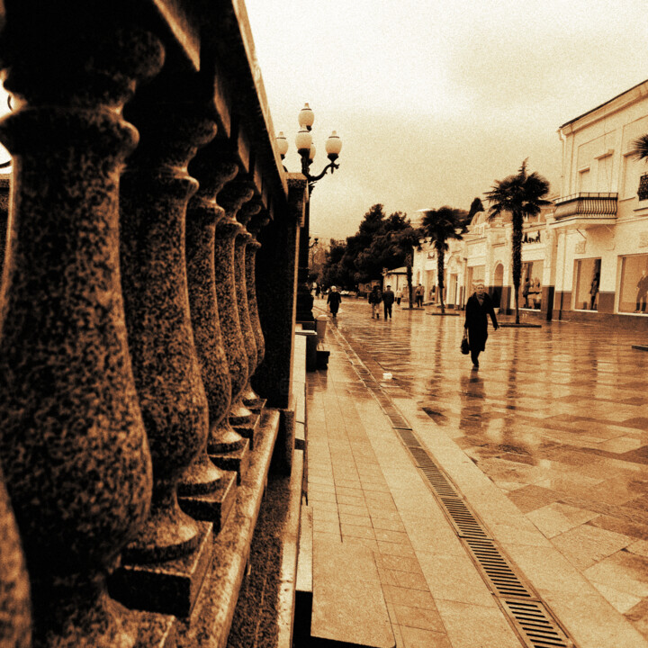 摄影 标题为“Yalta embankment in…” 由Andriy Solovyov, 原创艺术品, 数码摄影