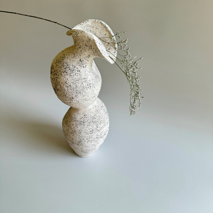 Ethereal Enigma 雕塑, 13.8x4.7 in