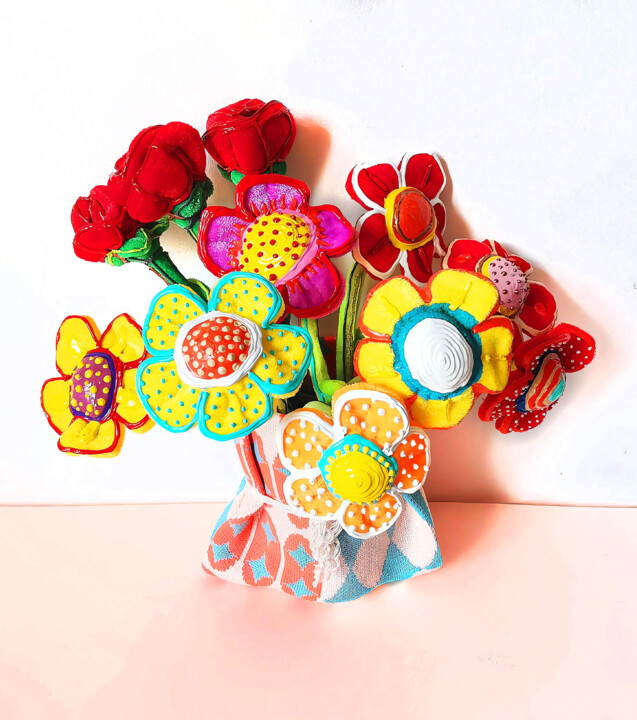 Vivid plush velvet bright toys bouquet flowers in soft vase 雕塑, 13x14.2 in