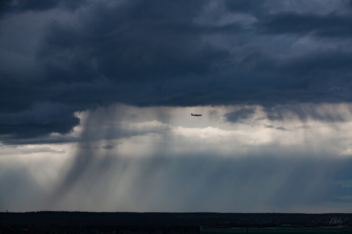 AIrcraft in Storm Fotografie, 18,4x27,6 in