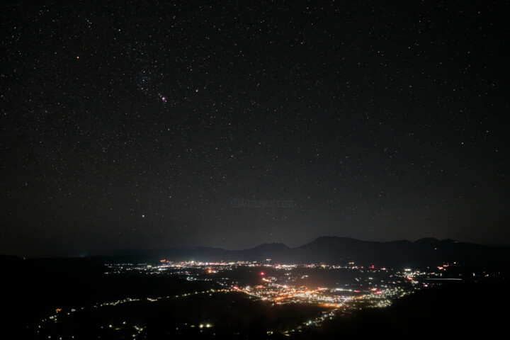 stars on the ground, stars in the sky 사진