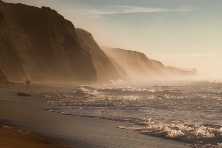 Photographie intitulée "Along the cliffs" par Nadia Sharova, Œuvre d'art originale, Photographie numérique