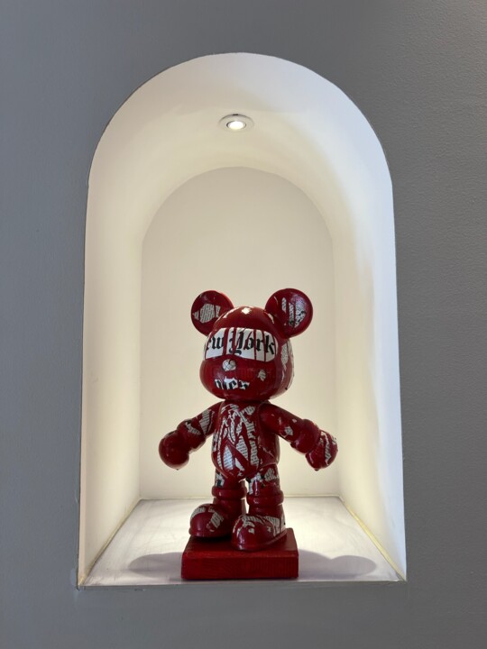 Bloody NY 雕塑, 13x8.3 in