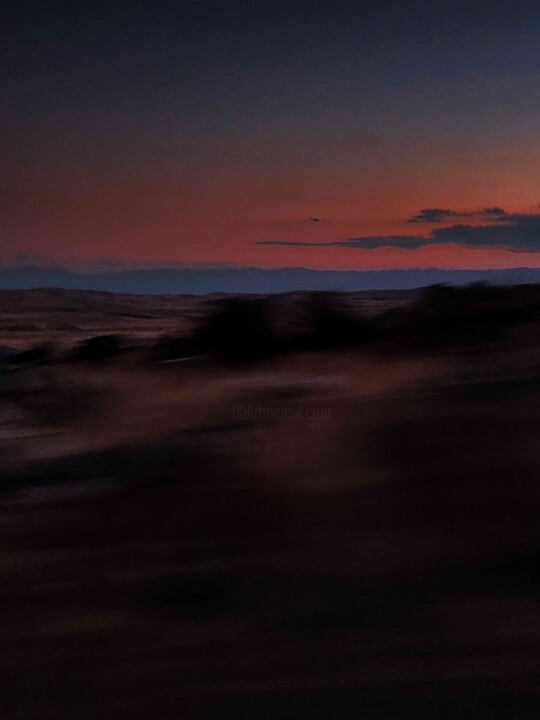 摄影 标题为“Sunset - printing o…” 由Elina Ohanyan, 原创艺术品, 操纵摄影 安装在木质担架架上